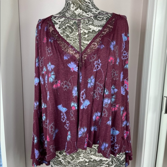 Free People burgundy floral swing top size medium. - Picture 1 of 6